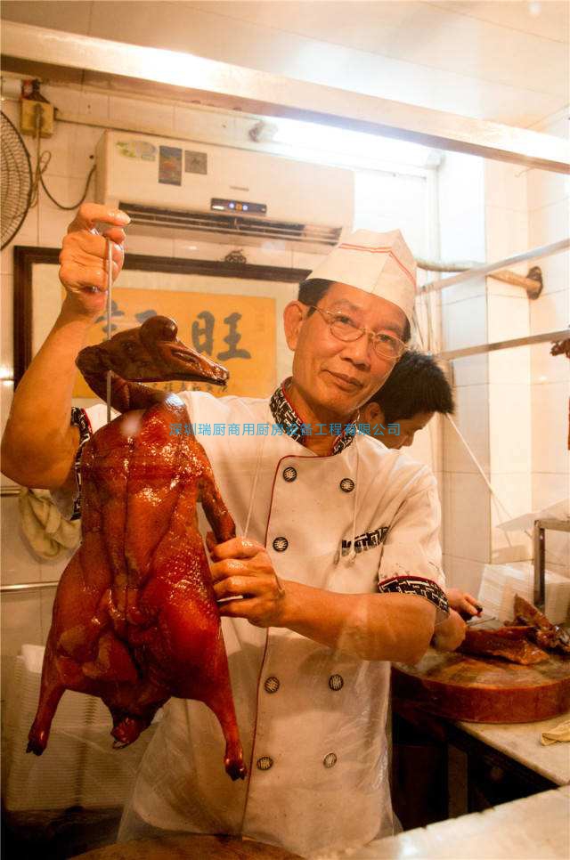燒臘間需要的核心廚具有哪些？
